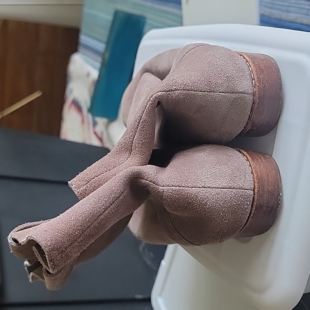 JOIE Women’s Suede Ankle Flat Booties Size 6.5